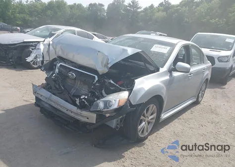 2013 Subaru Legacy 3.6R Limited z USA, uszkodzony, nr VIN 4S3BMDK62D2011887